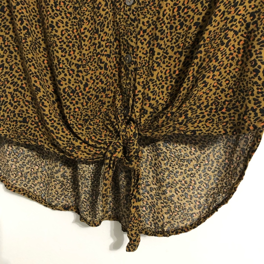 Free People Celia Leopard Print Tie-Front Top S - Picture 5 of 9